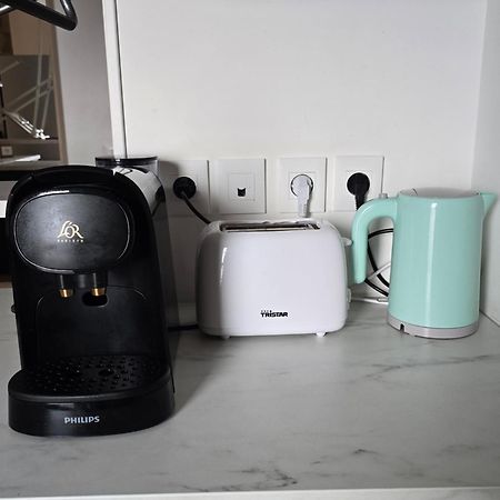 Appartement rez de chaussée avec parking privé Orléans Esterno foto